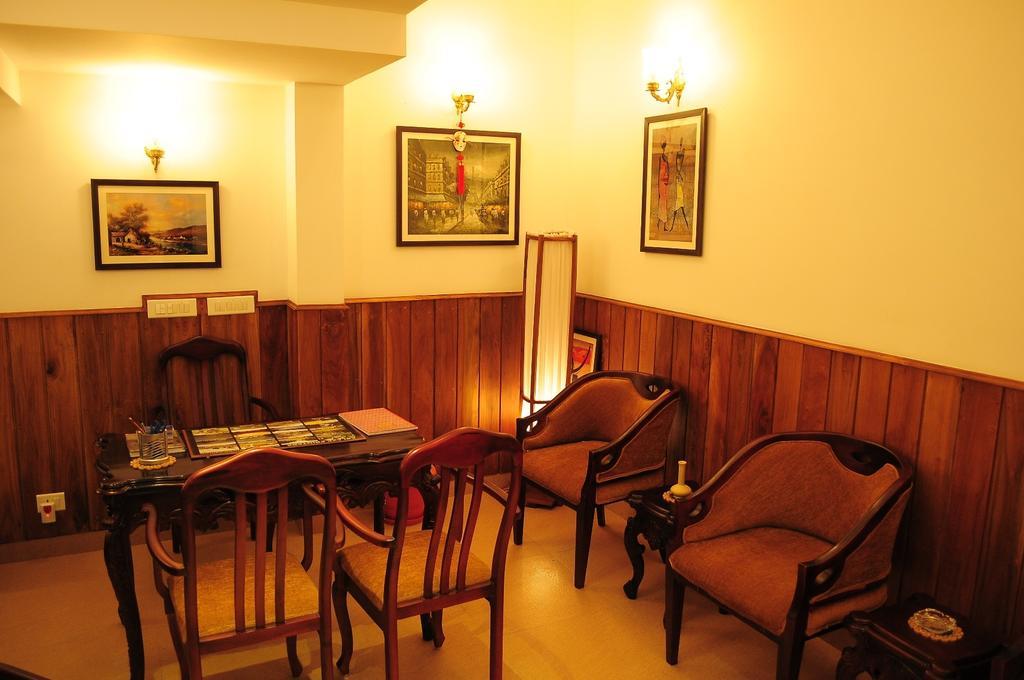מלון אוטי Garden Manor מראה חיצוני תמונה
